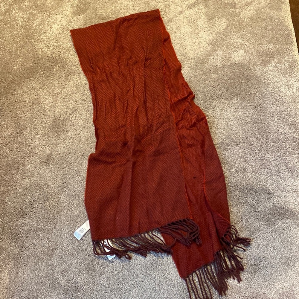 Old Navy Chevron Burgundy Fringe Scarf Soft Knit Winter Wrap SIZE OS